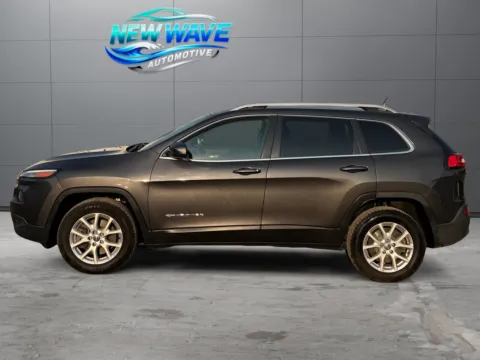 Photos of 2016 Jeep Cherokee Latitude for sale in Denver, CO at New Wave Automotive