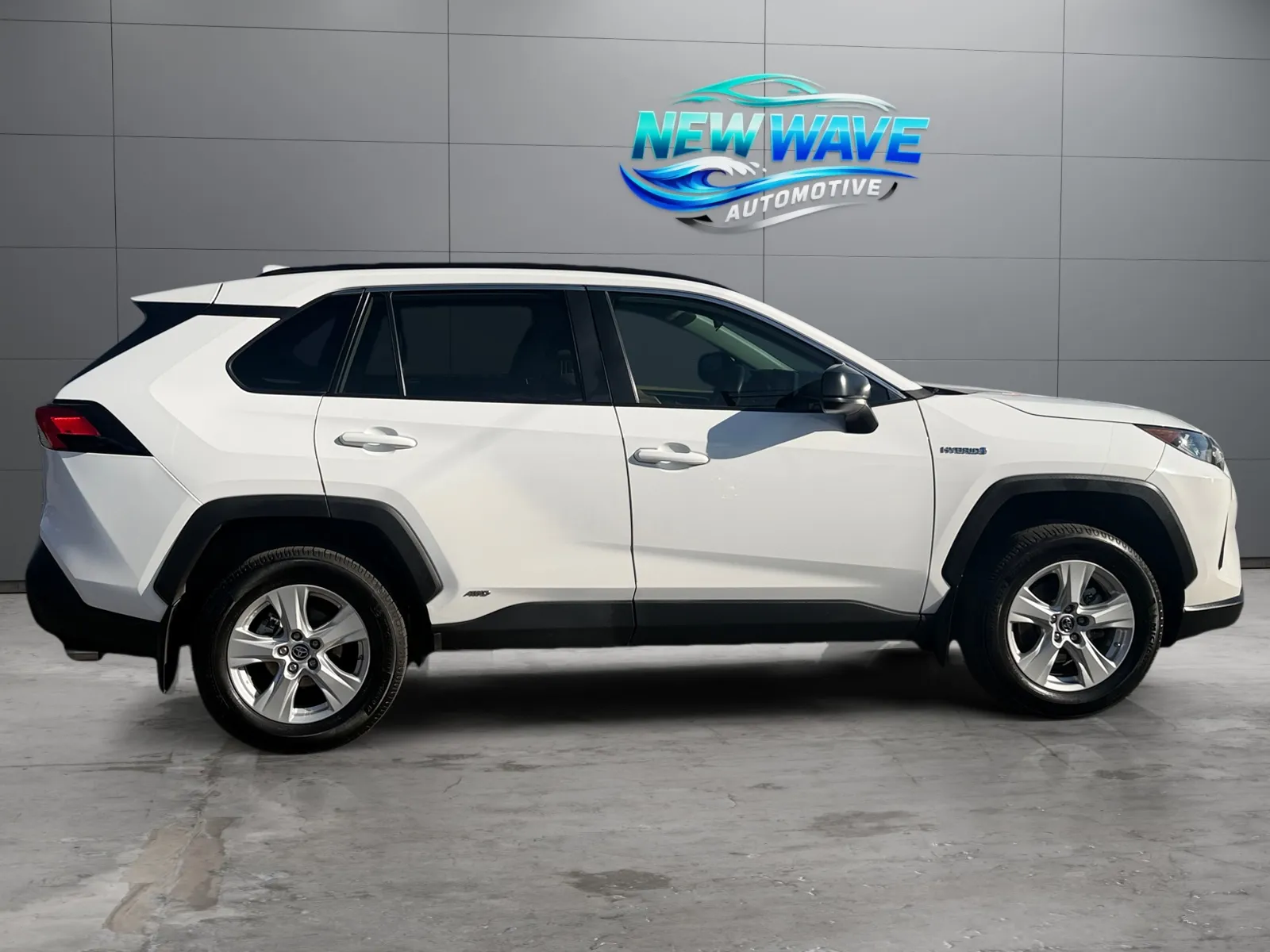 Toyota RAV4 photo 6