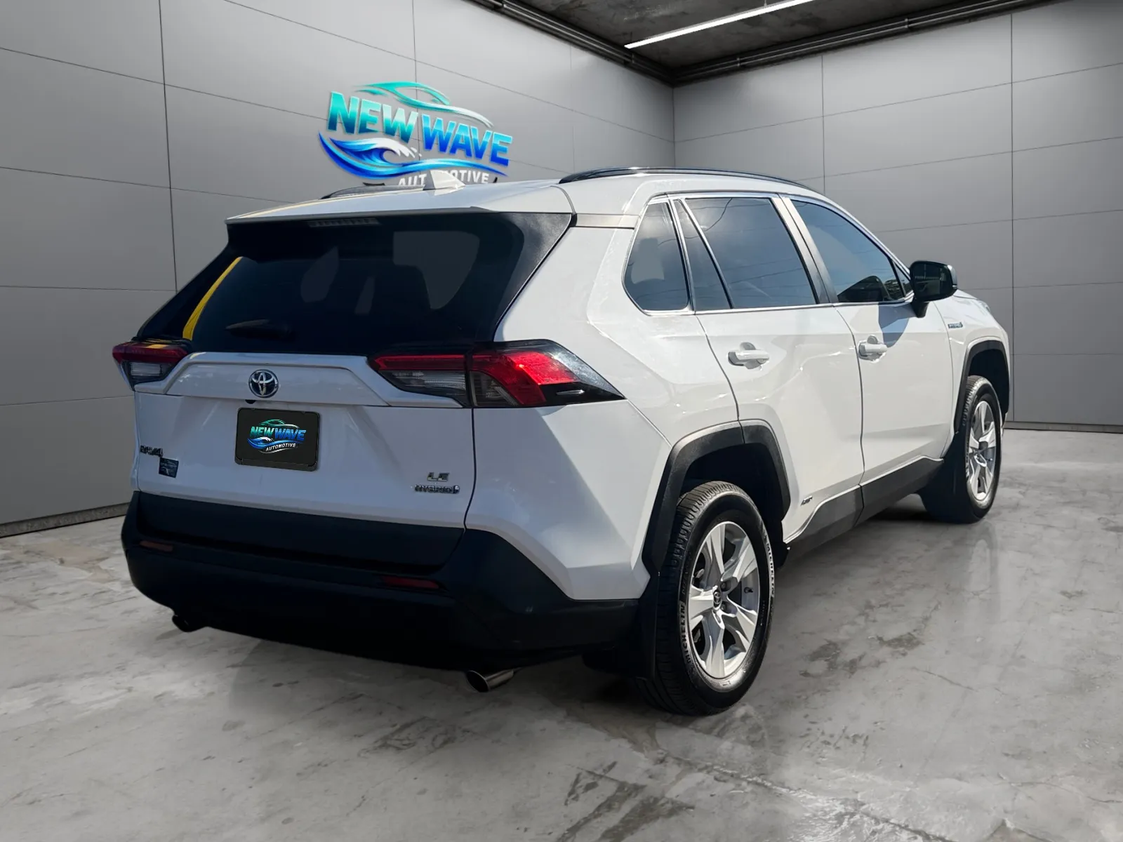 Toyota RAV4 photo 5
