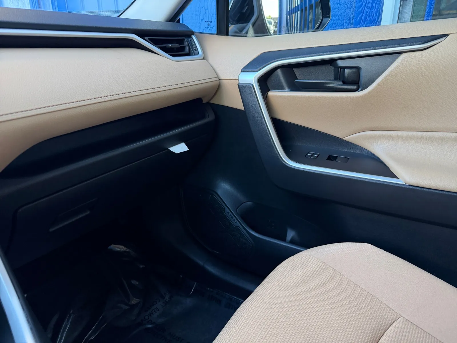 Toyota RAV4 photo 25