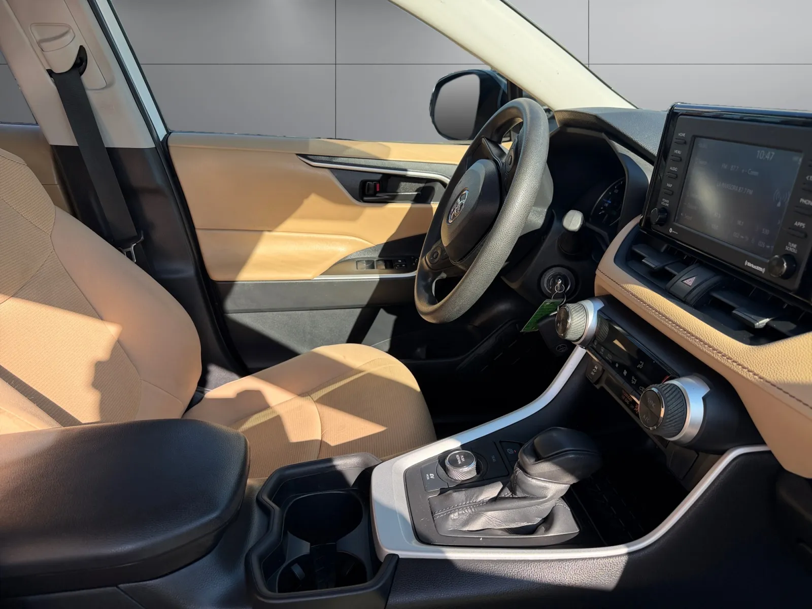 Toyota RAV4 photo 17