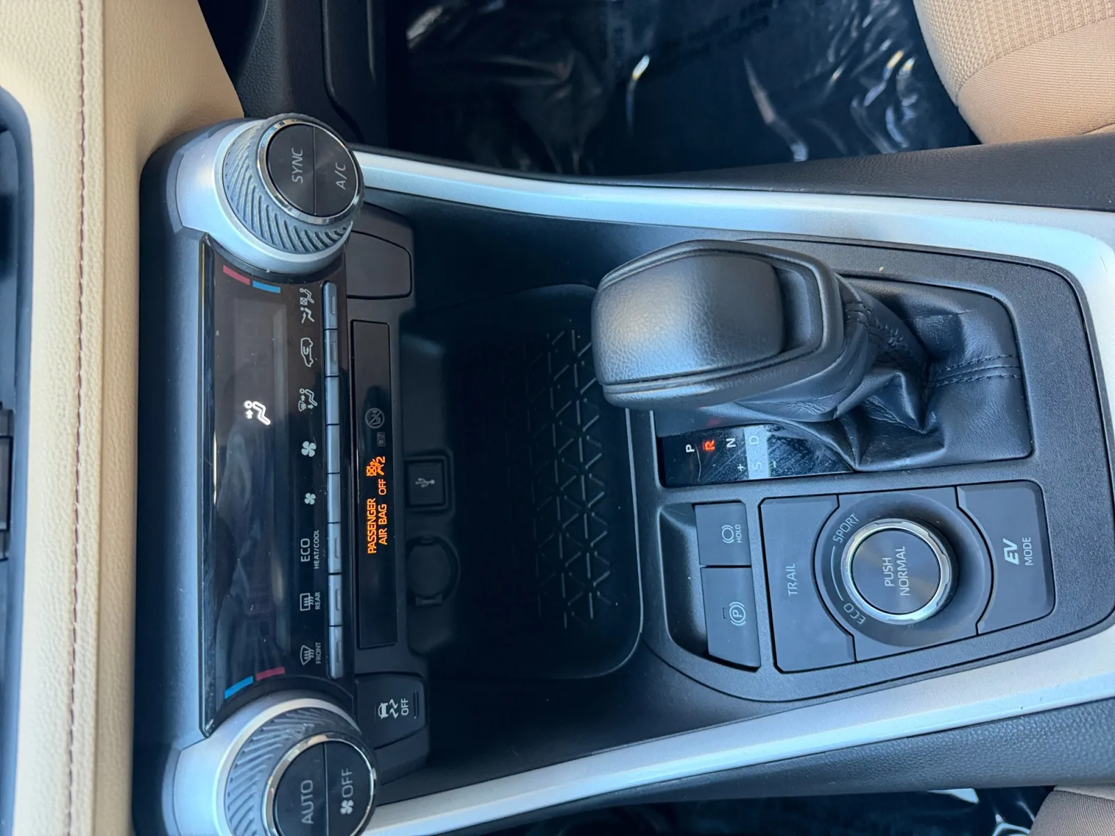 Toyota RAV4 photo 24