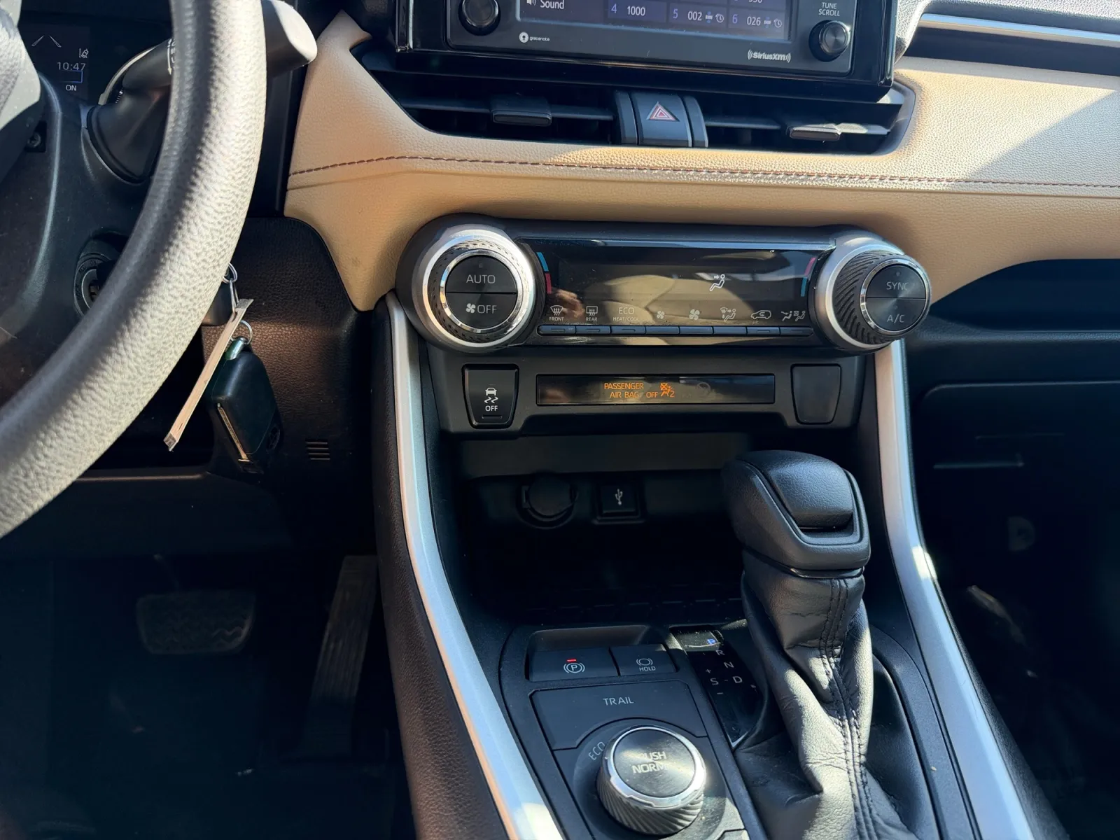 Toyota RAV4 photo 15