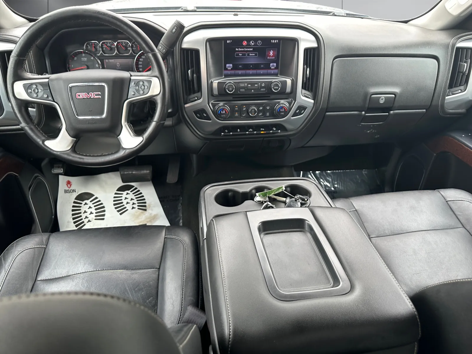 GMC Sierra photo 12