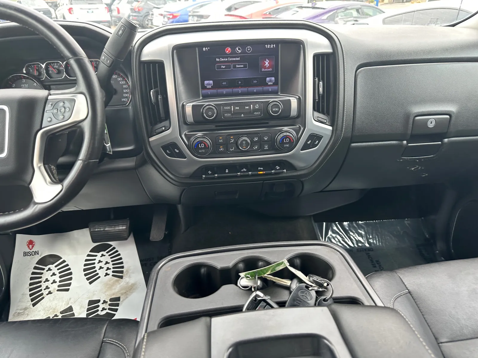 GMC Sierra photo 15