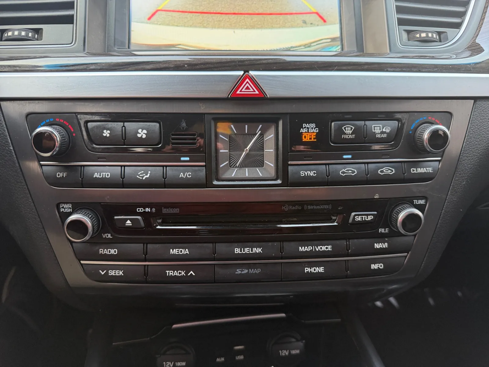Hyundai Genesis photo 25