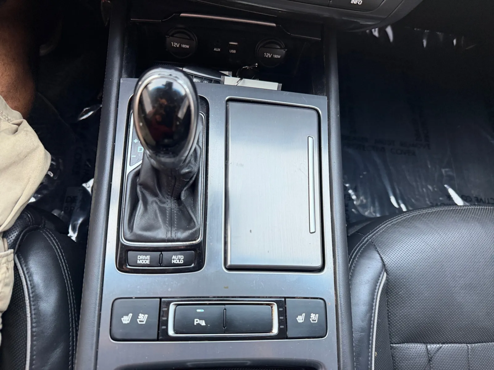 Hyundai Genesis photo 23