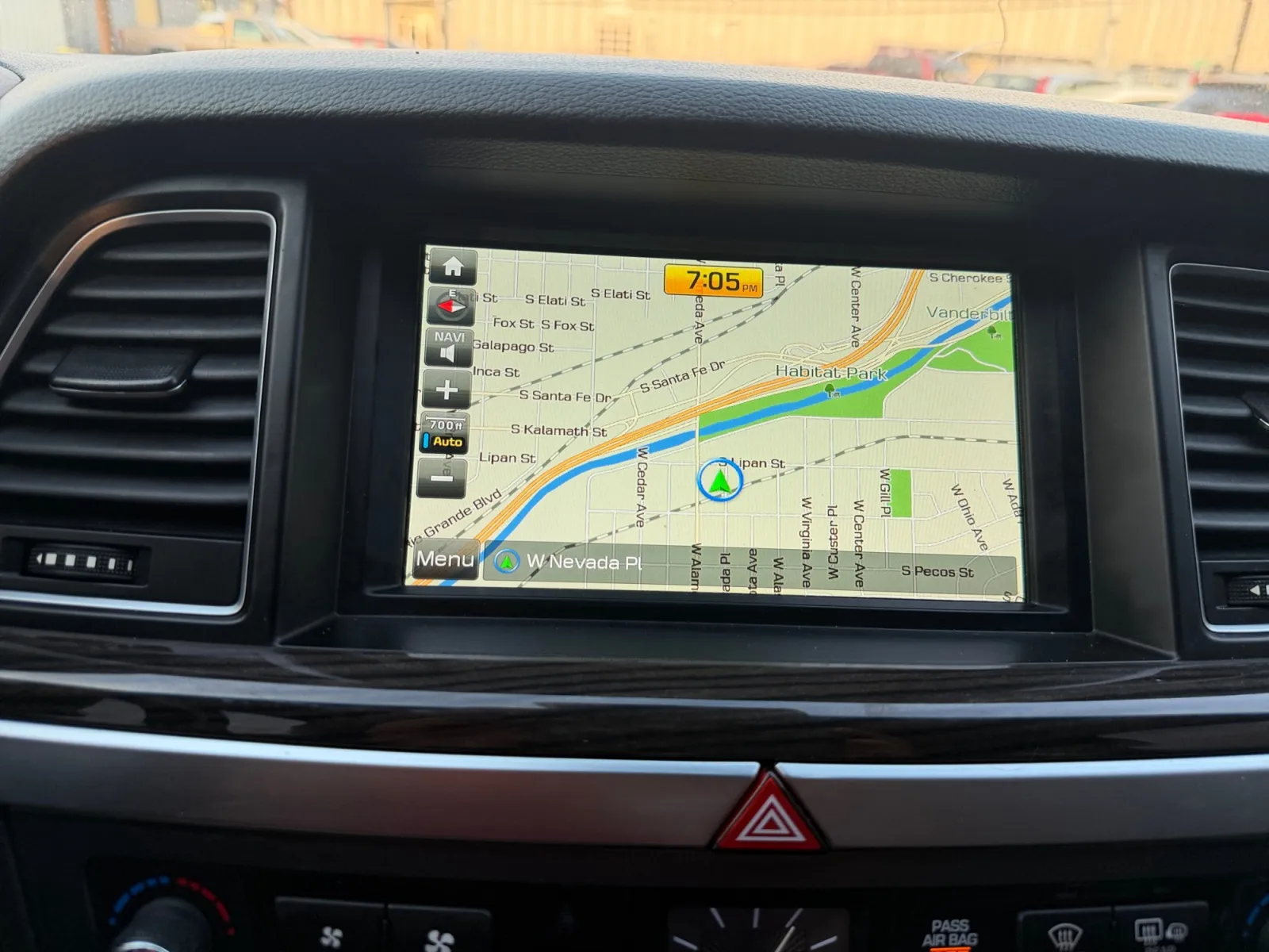 Hyundai Genesis photo 21