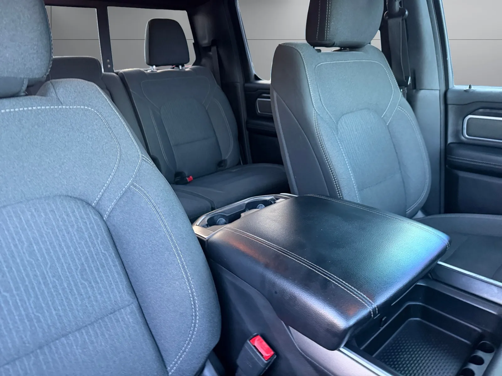 Ram 1500 photo 18