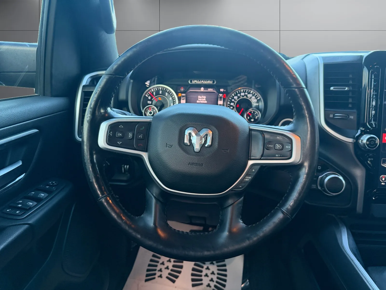 Ram 1500 photo 13