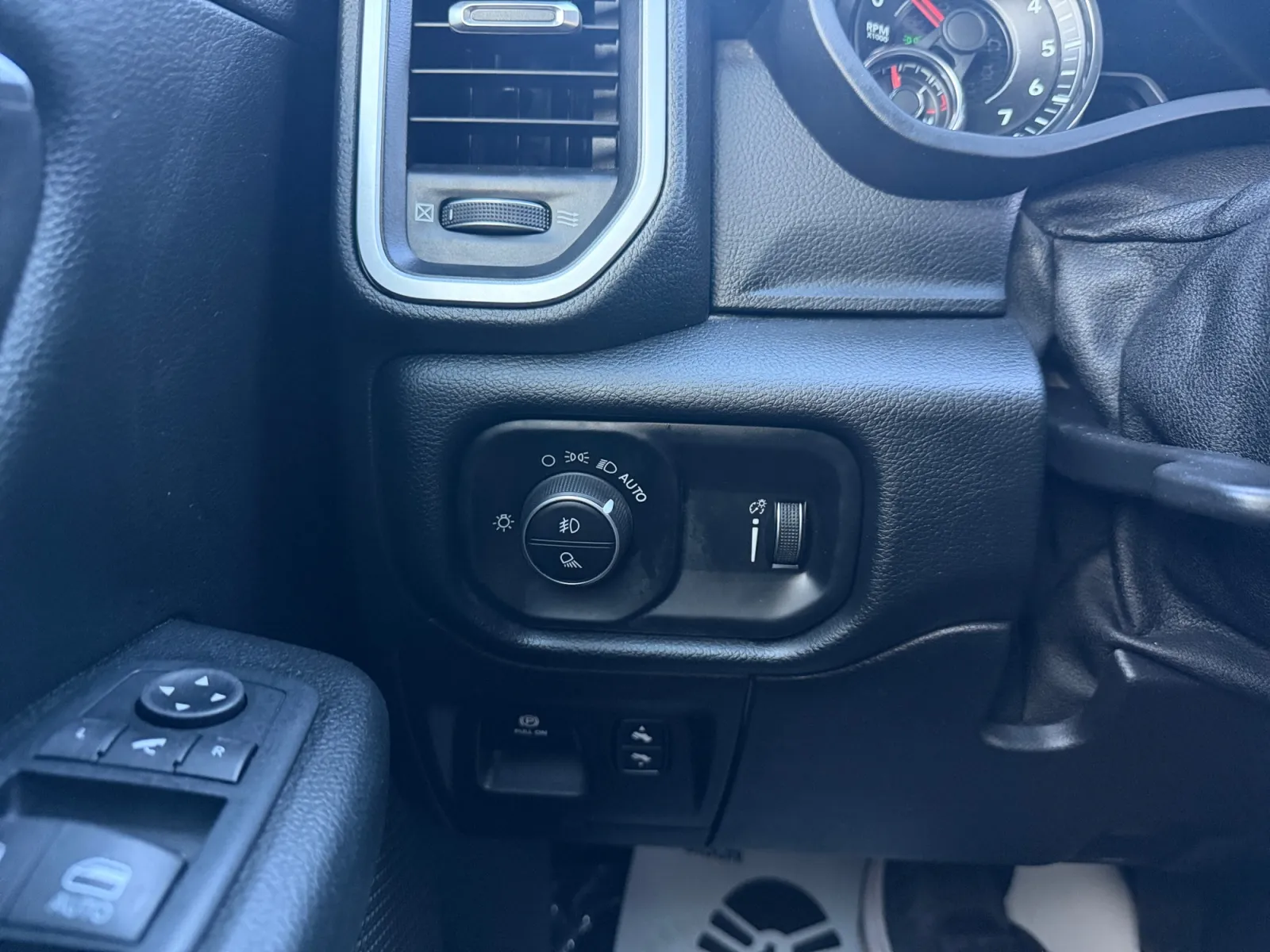 Ram 1500 photo 25