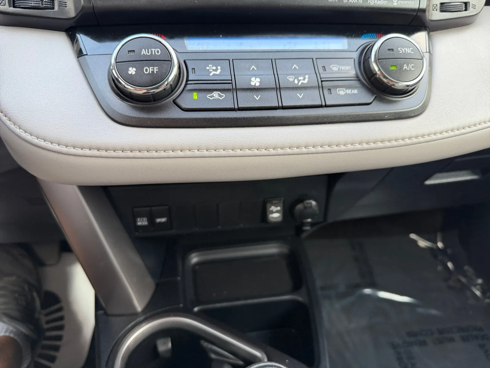 Toyota RAV4 photo 23
