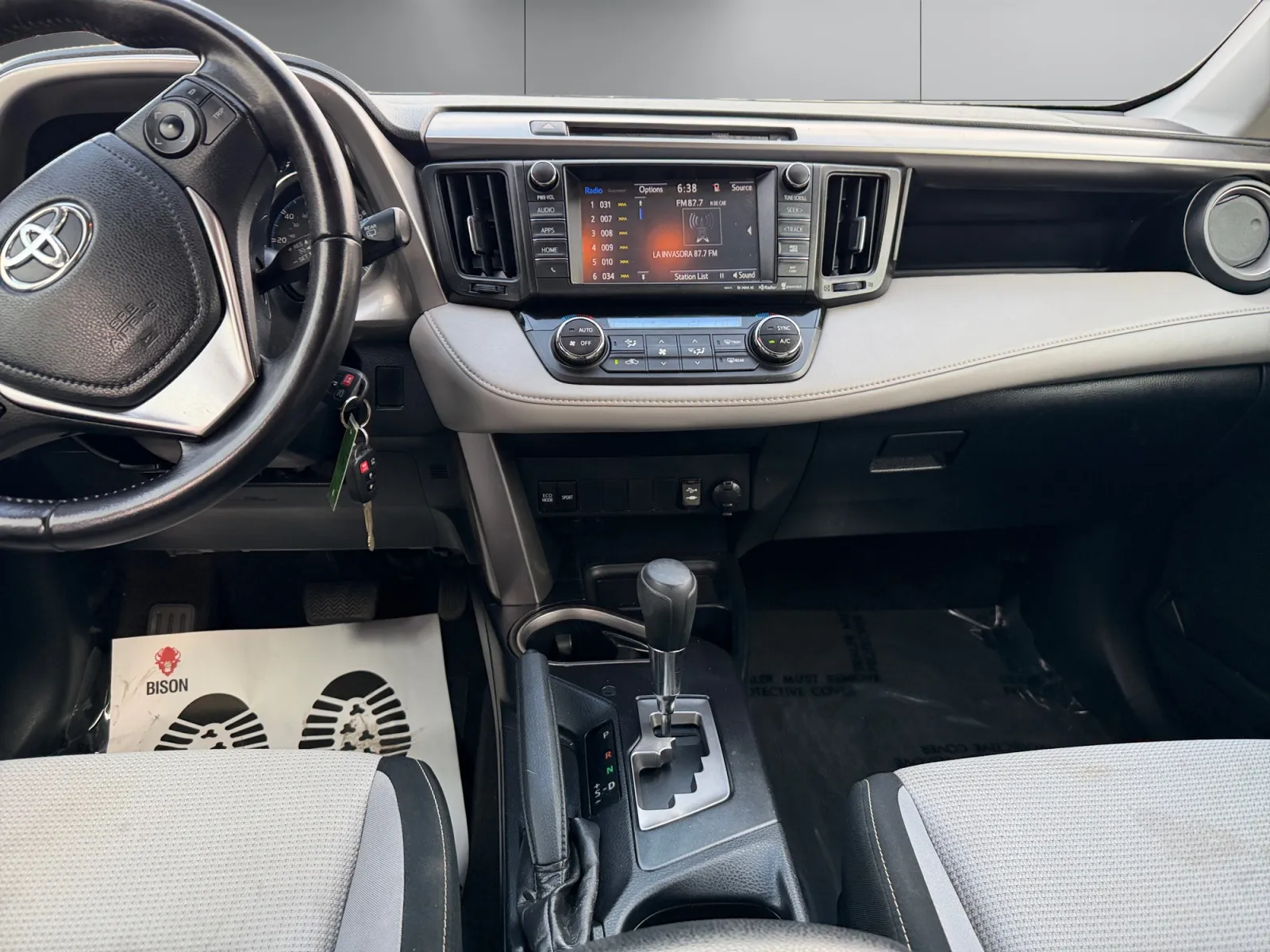 Toyota RAV4 photo 12