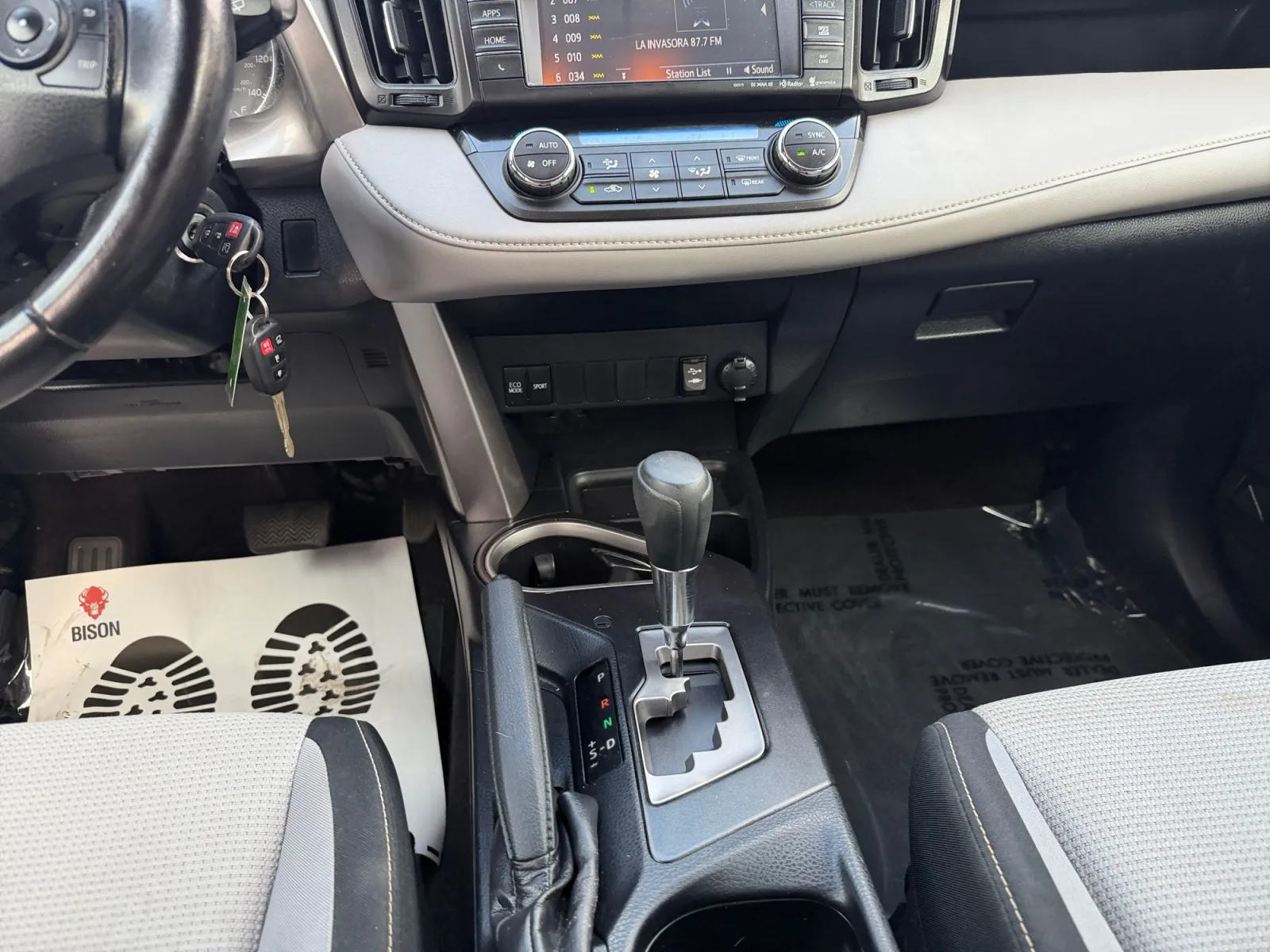 Toyota RAV4 photo 15