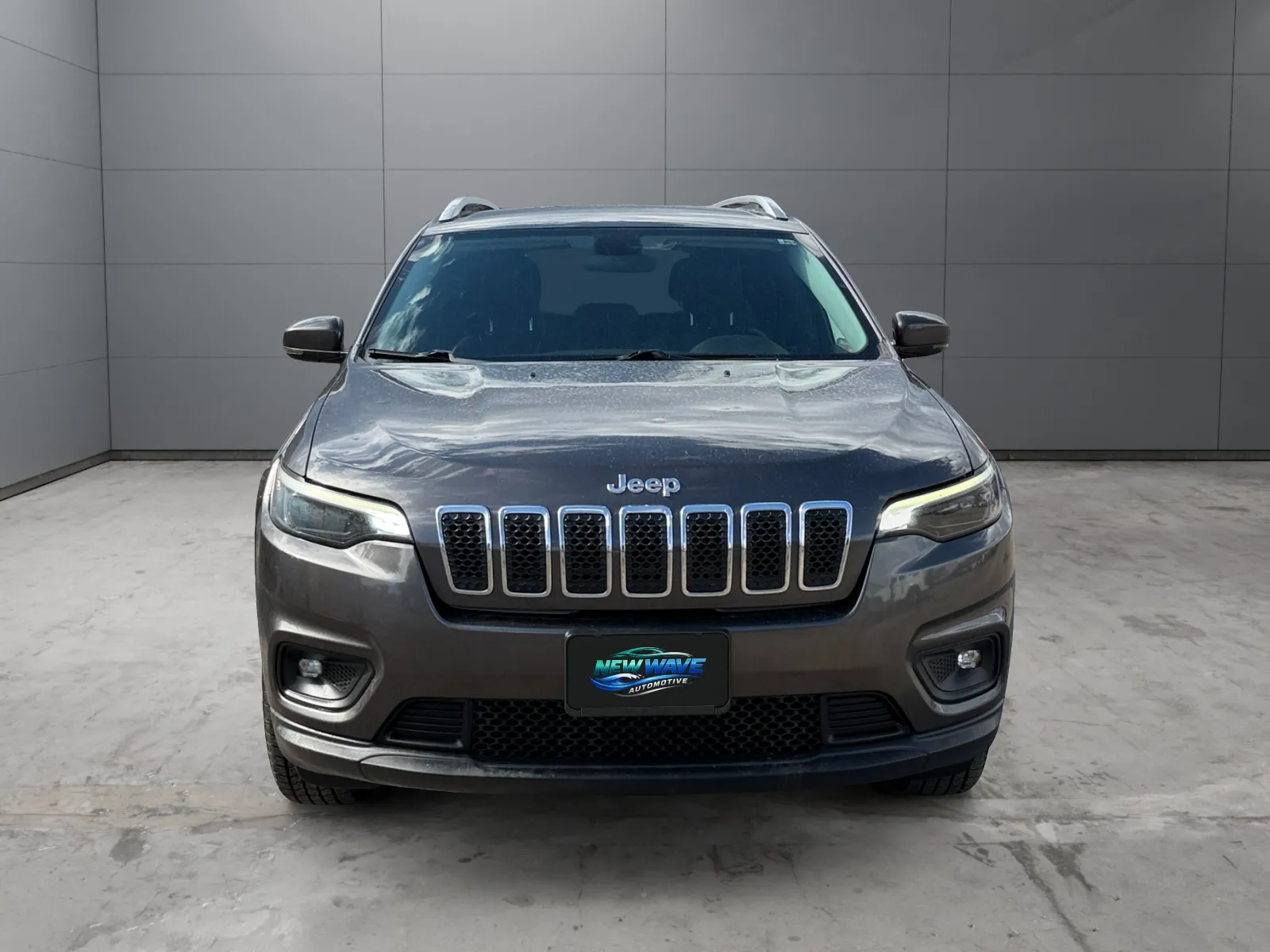 Jeep Cherokee photo 8