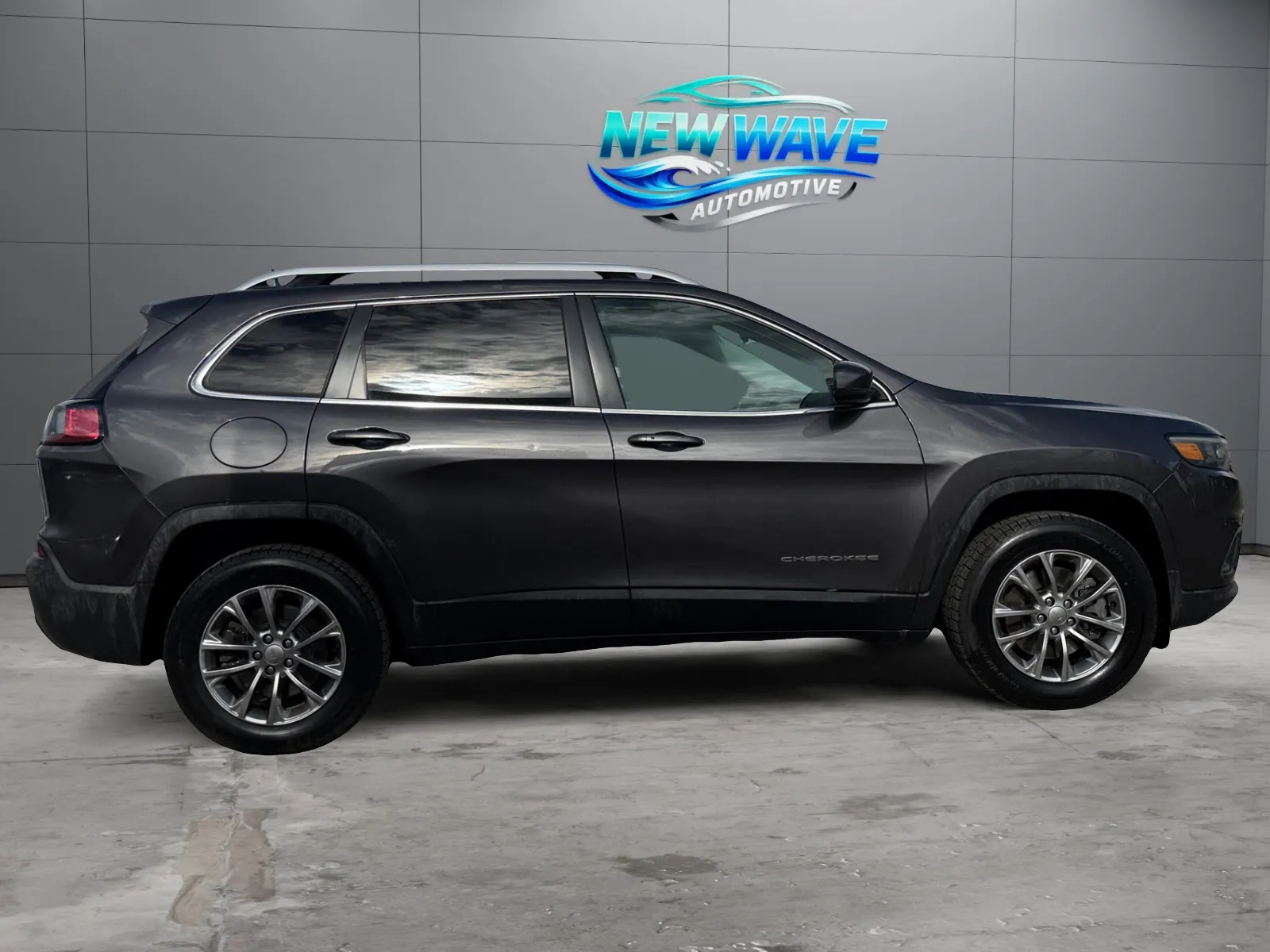 Jeep Cherokee photo 6