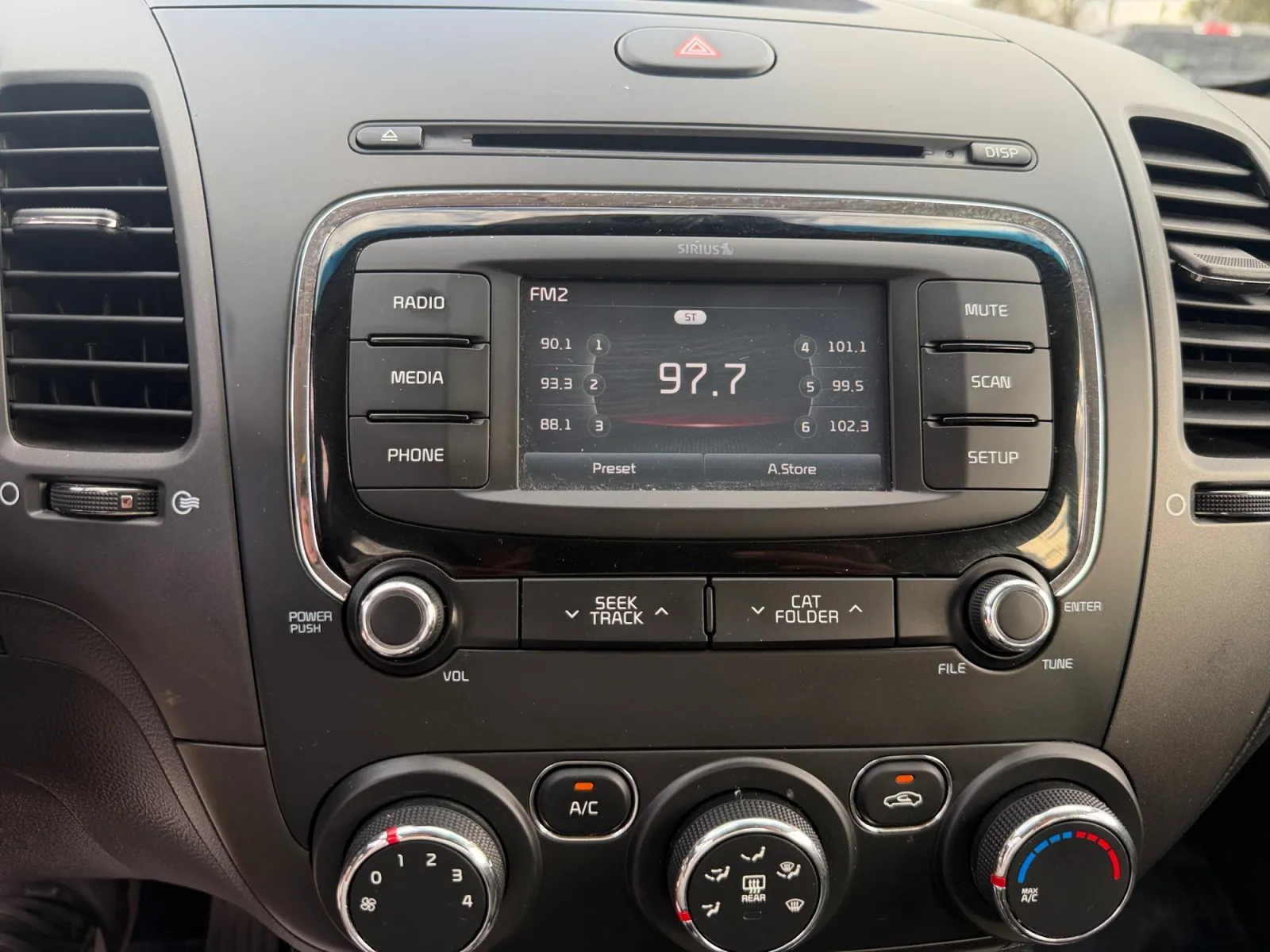 Kia Forte photo 21