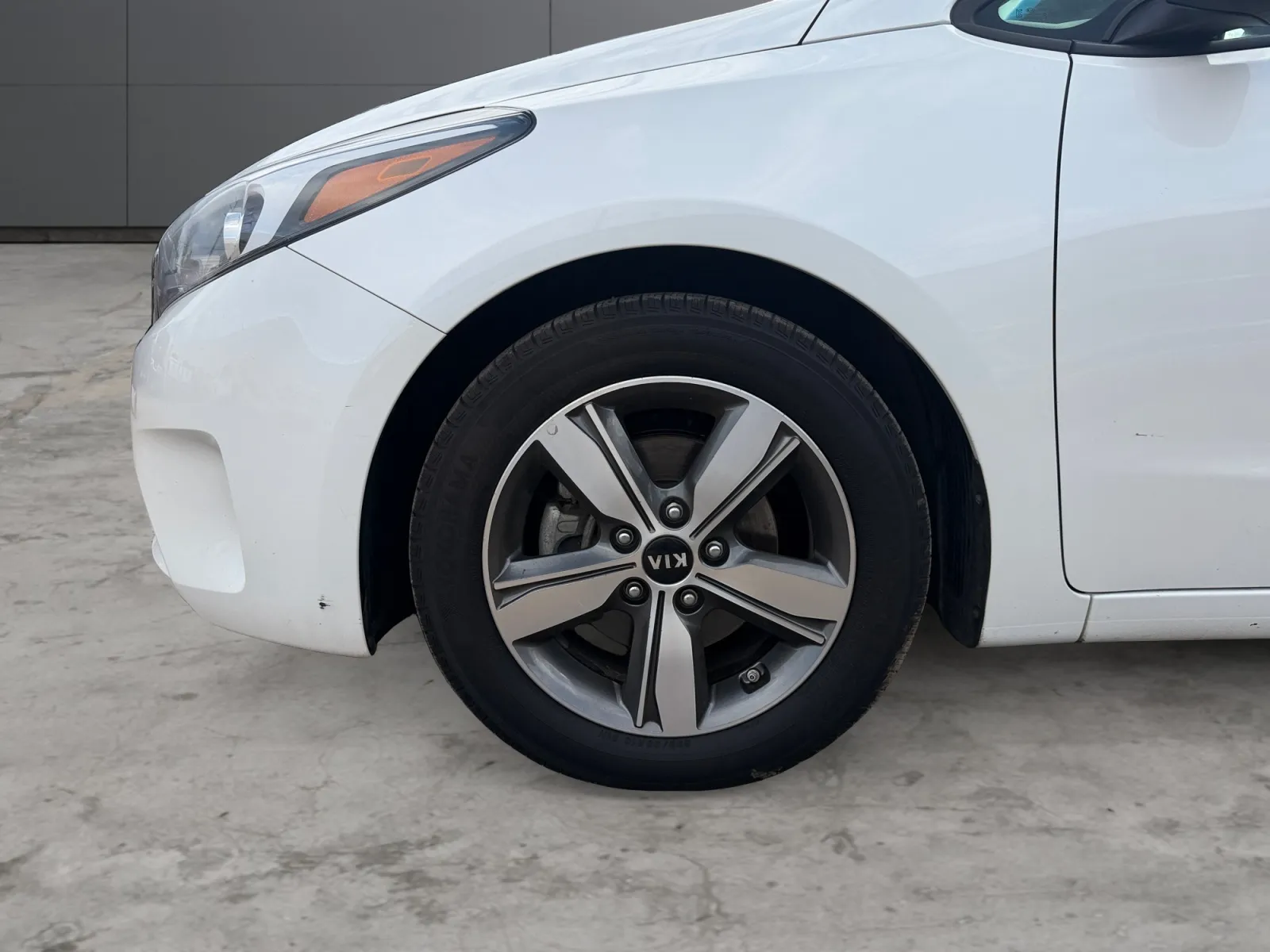 Kia Forte photo 9