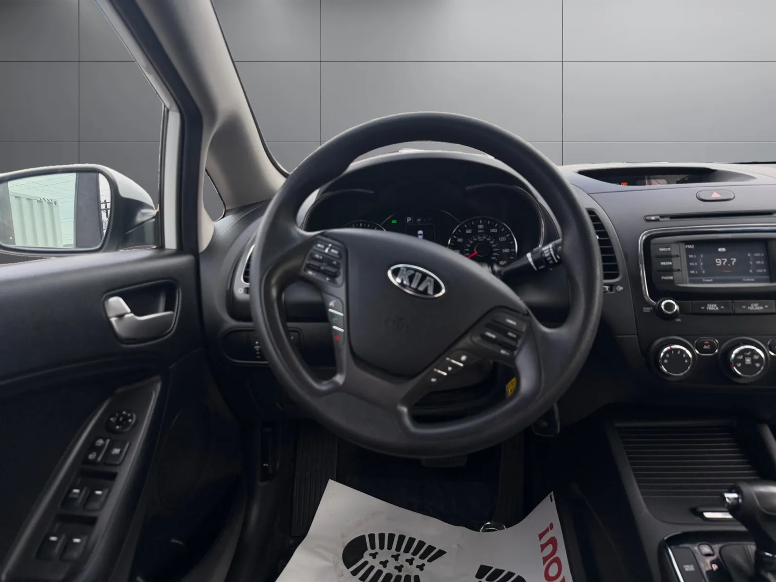 Kia Forte photo 13