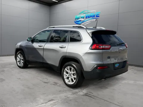 Another view of 2018 Jeep Cherokee Latitude FWD for sale in Denver, CO at New Wave Automotive