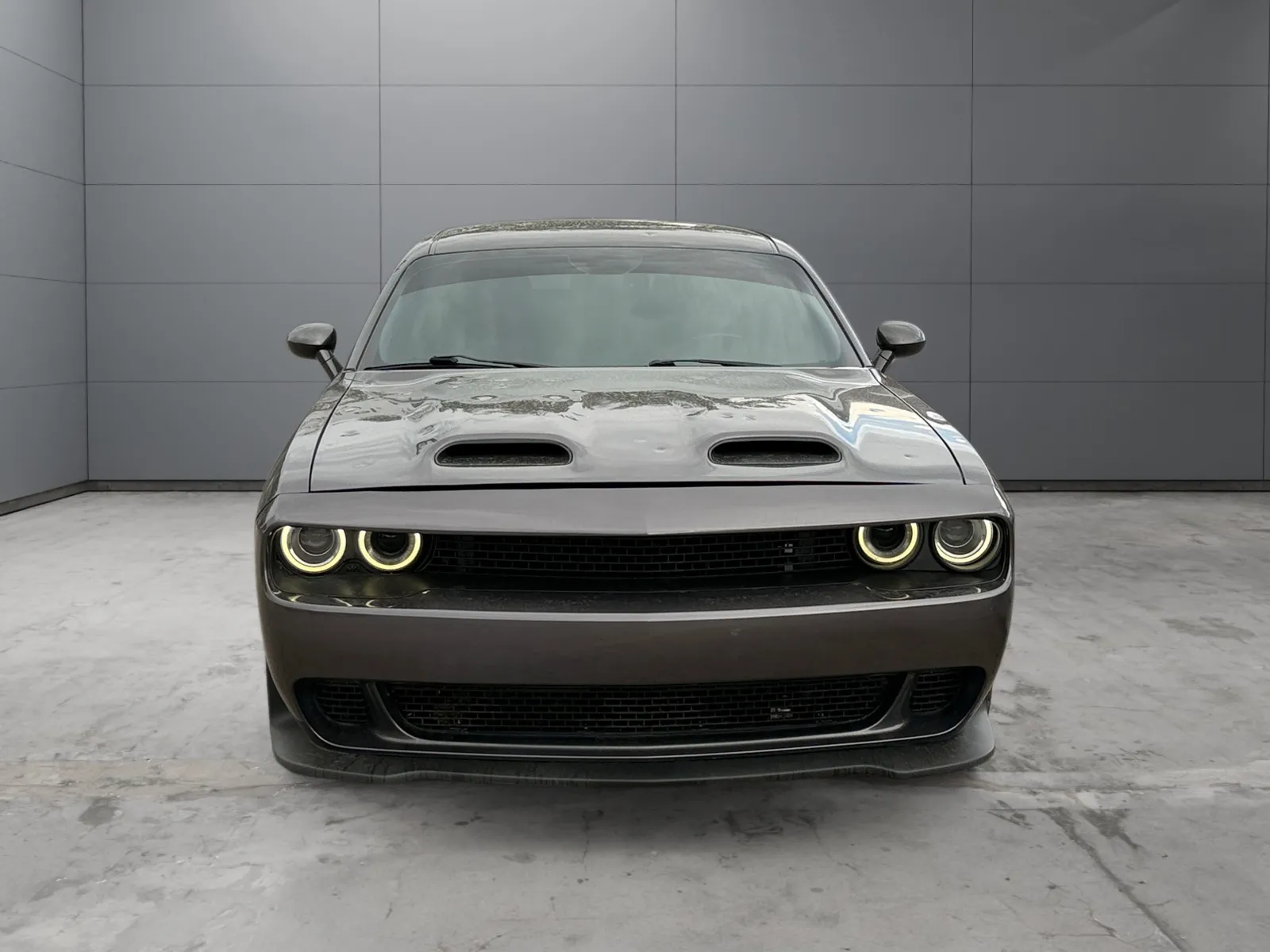 Dodge Challenger photo 8
