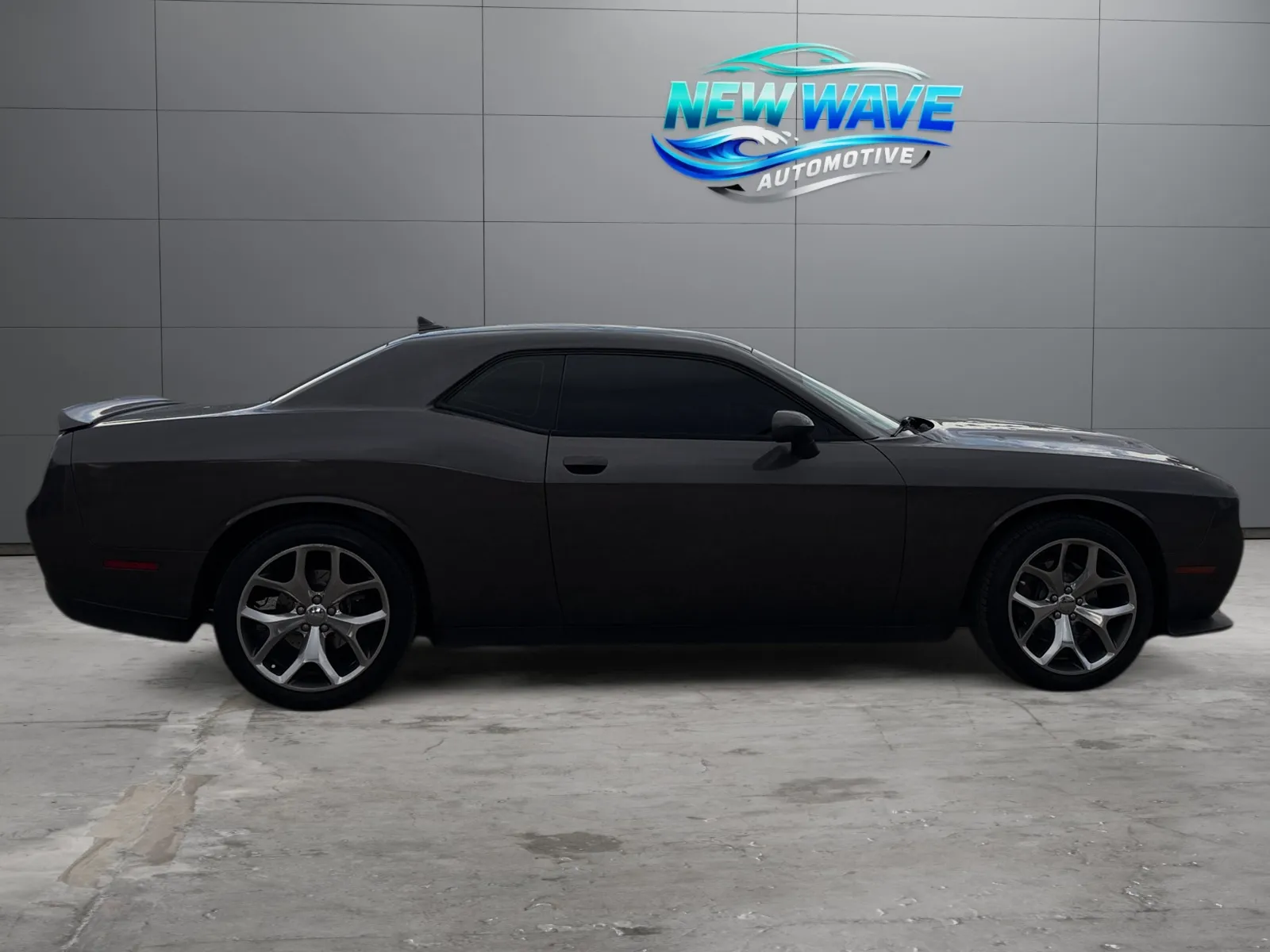 Dodge Challenger photo 6