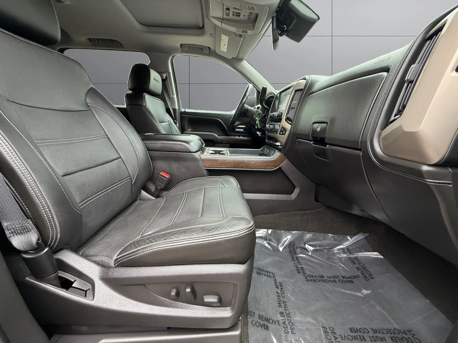 GMC Sierra photo 17