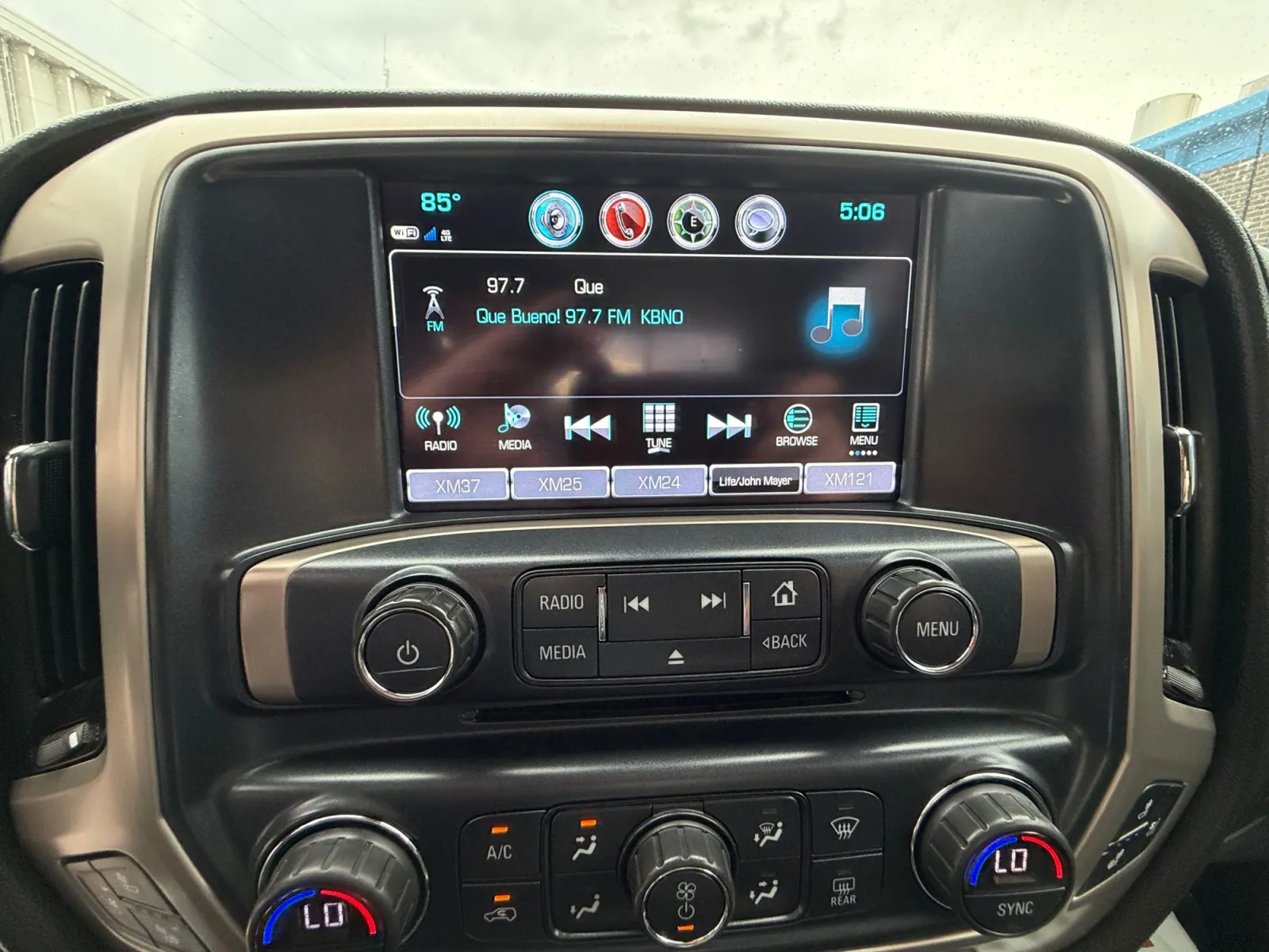 GMC Sierra photo 21