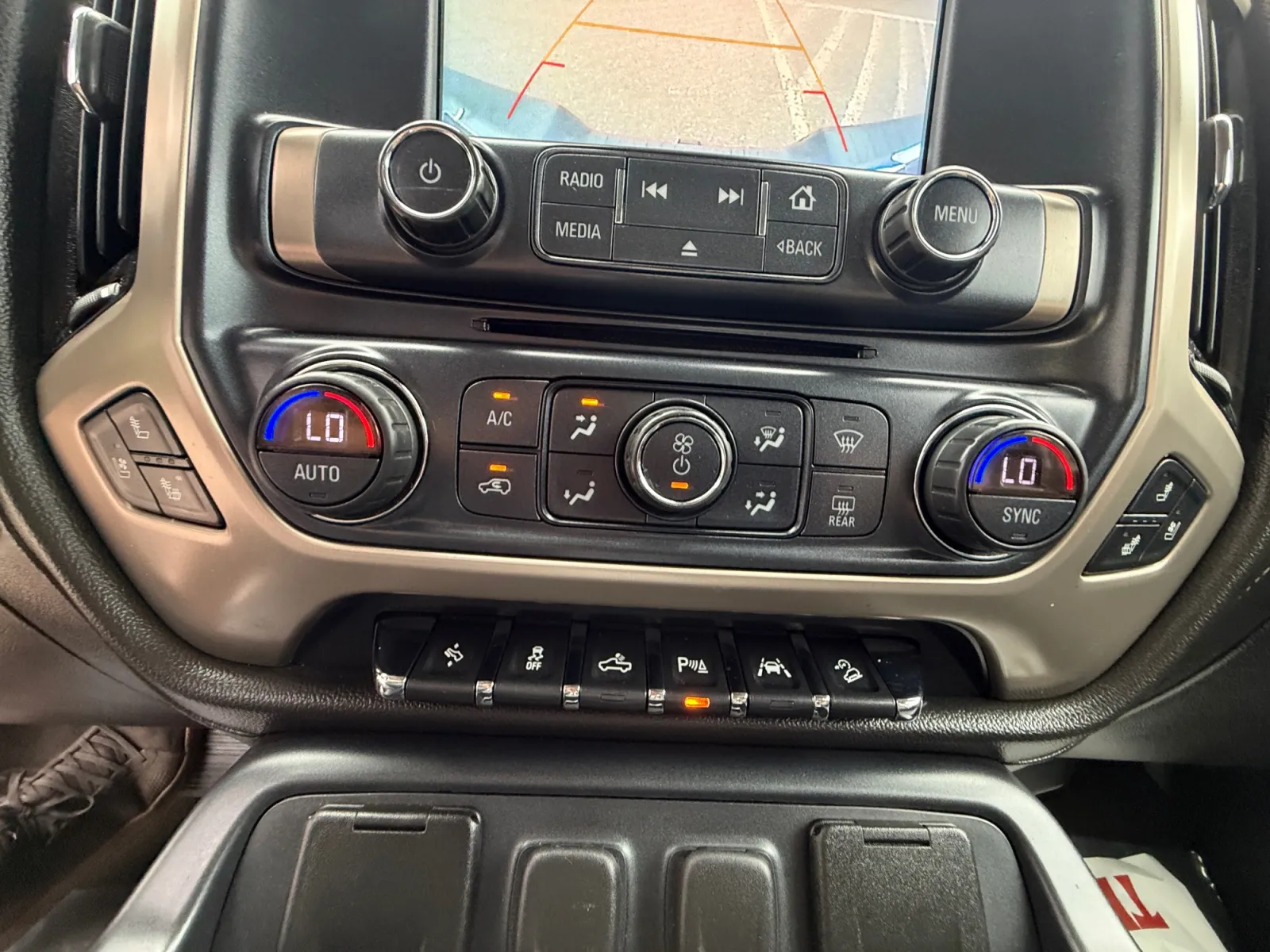 GMC Sierra photo 23