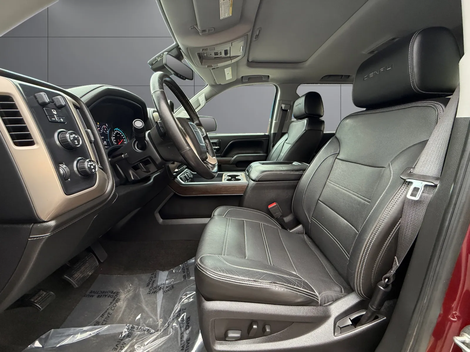 GMC Sierra photo 10