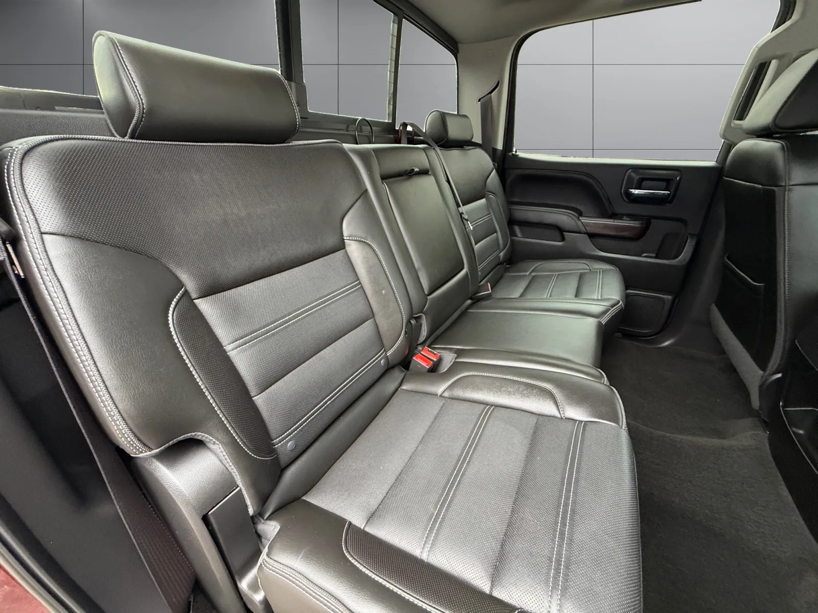 GMC Sierra photo 18
