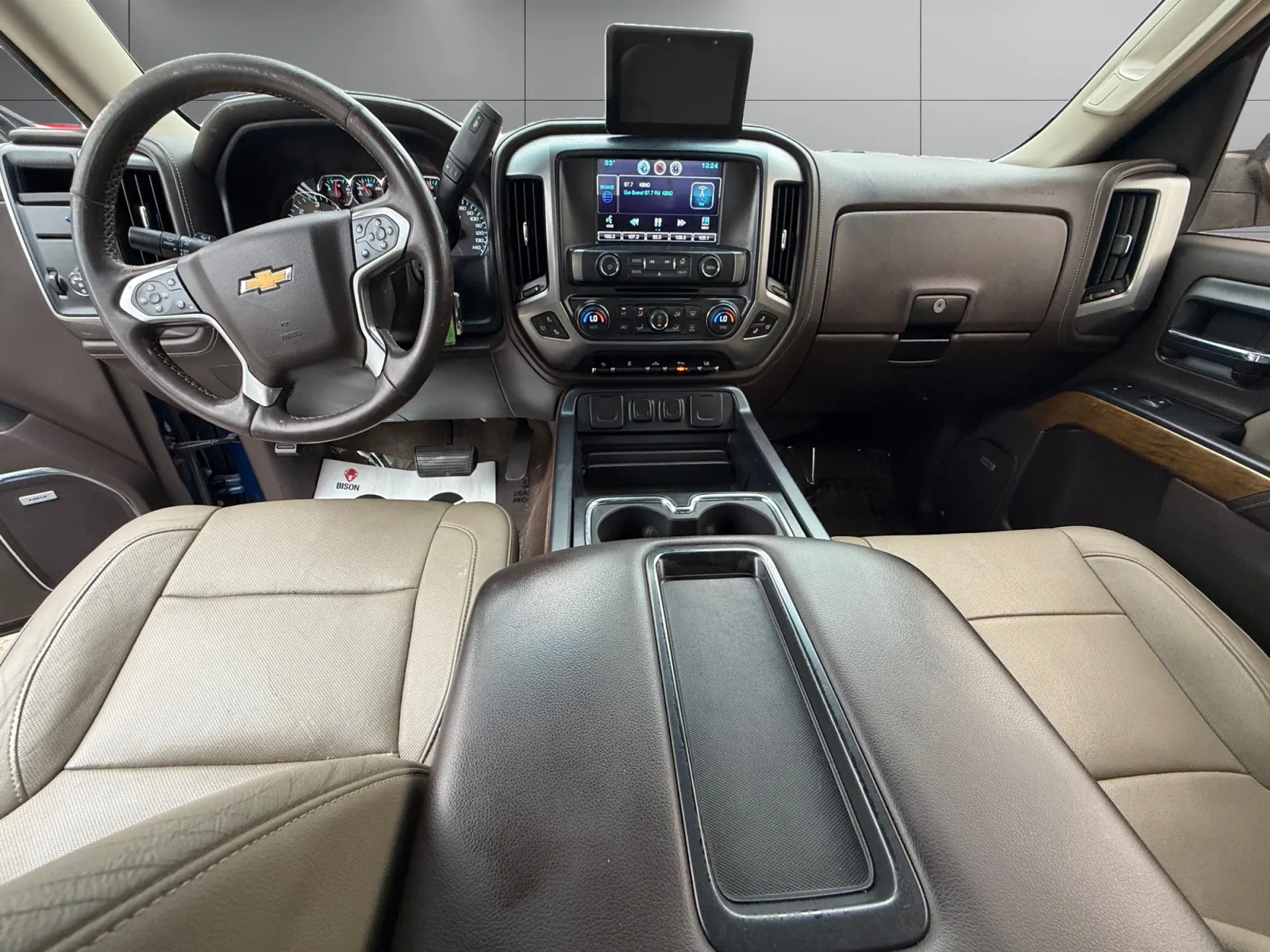 Chevrolet Silverado photo 12