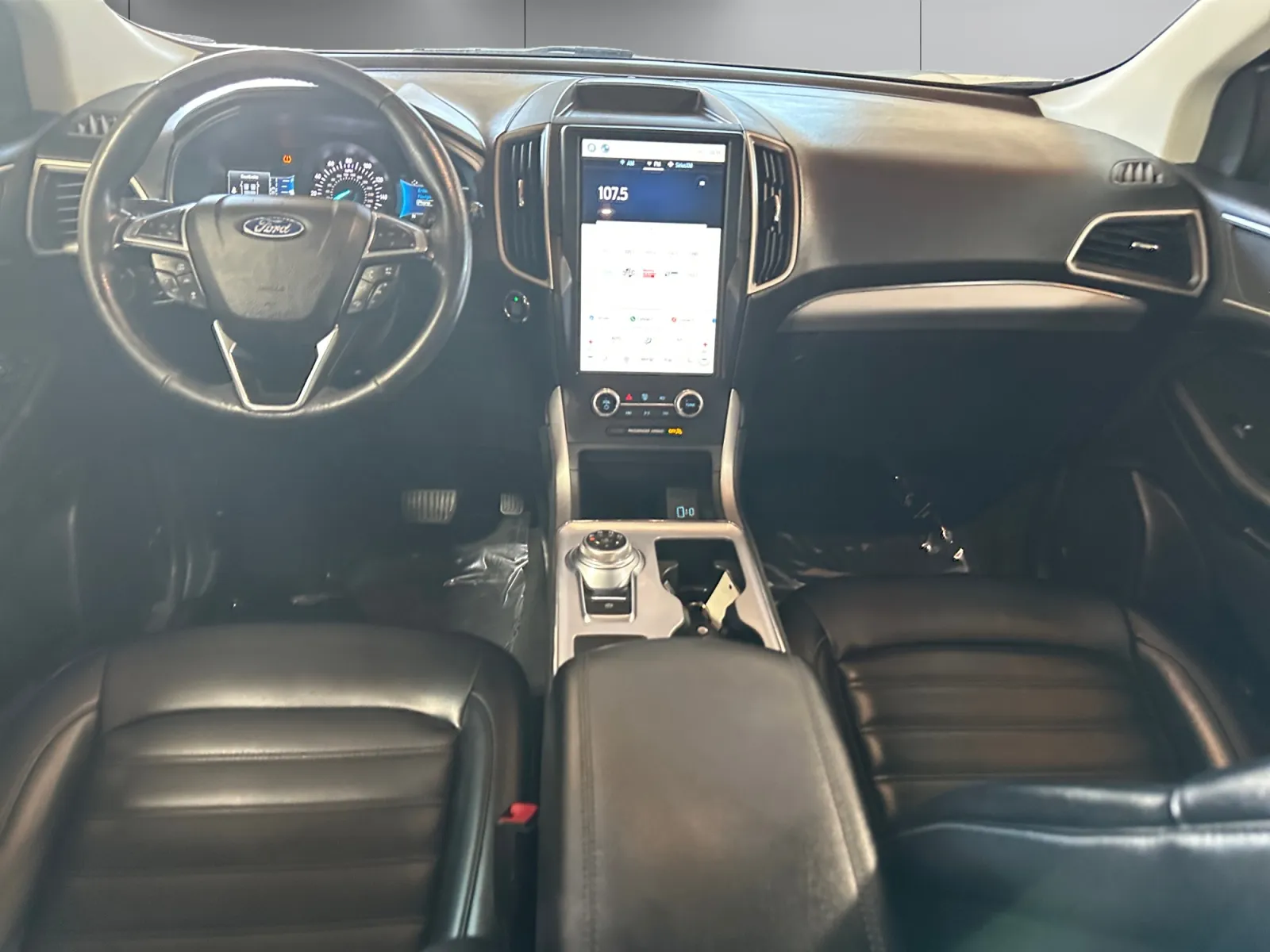 Ford Edge photo 12
