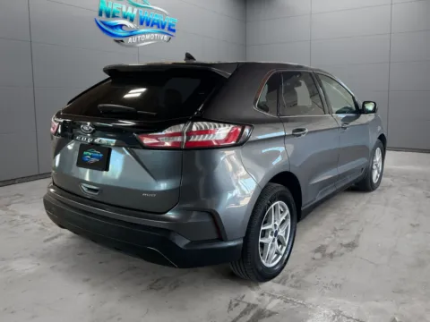 More photos of 2022 Ford Edge SEL at New Wave Automotive, CO