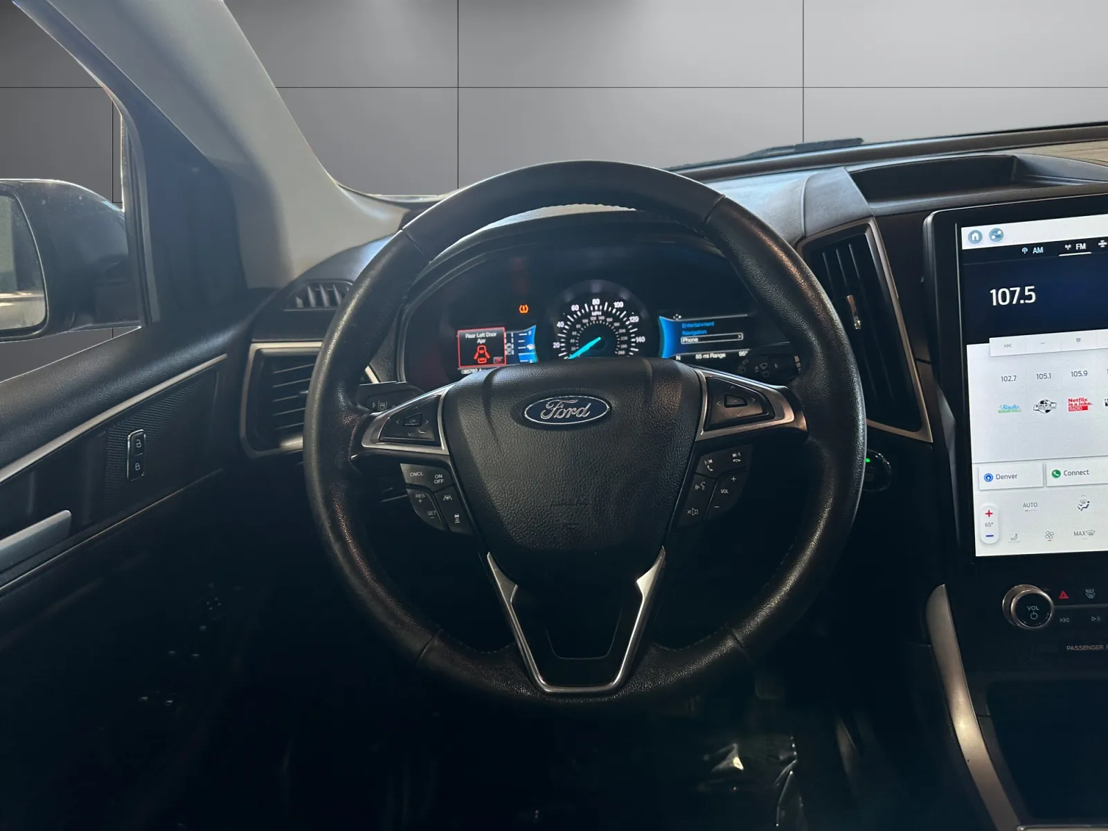 Ford Edge photo 13
