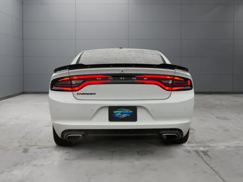 More photos of 2018 Dodge Charger SXT RWD at New Wave Automotive, CO