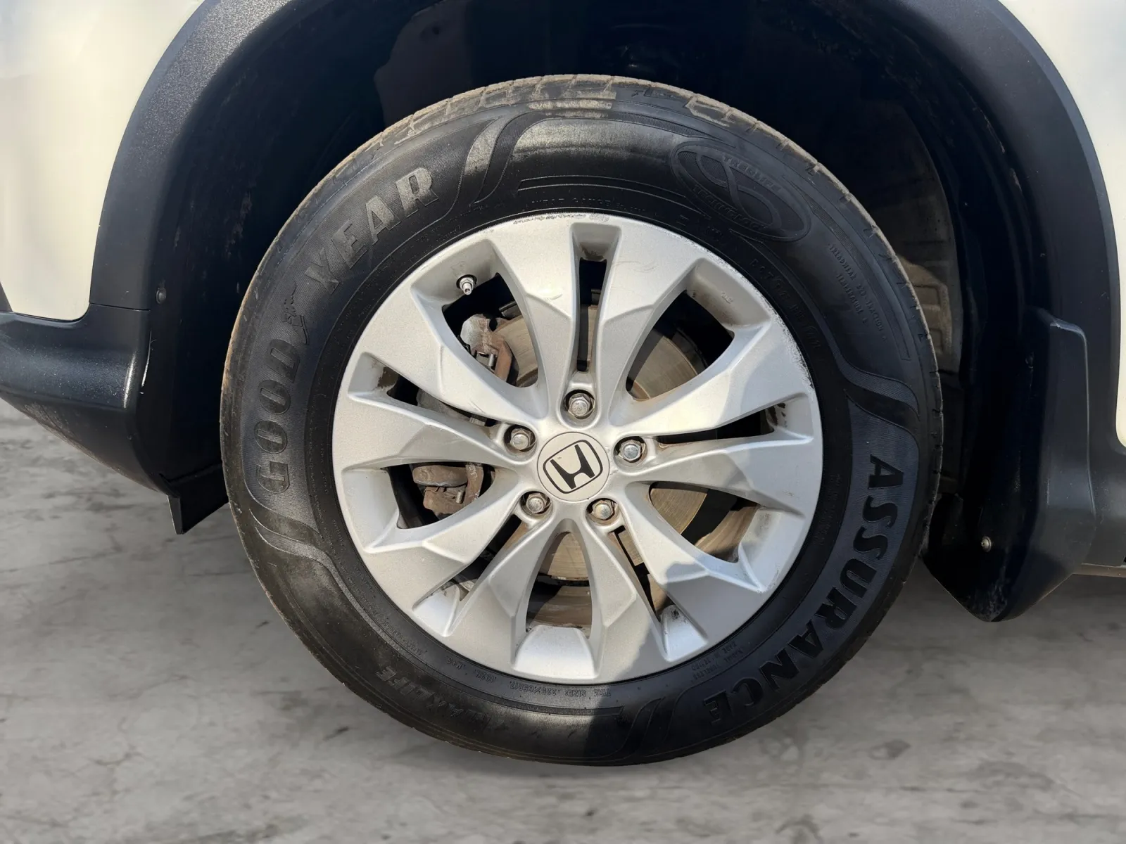 Honda CR-V photo 9