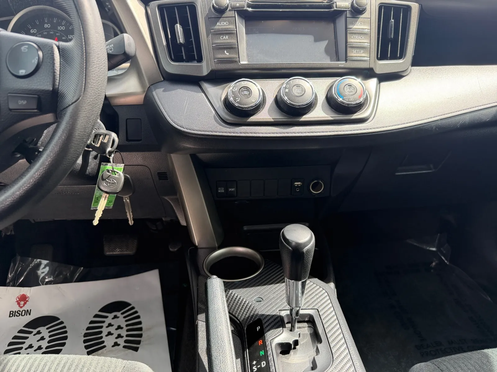 Toyota RAV4 photo 15