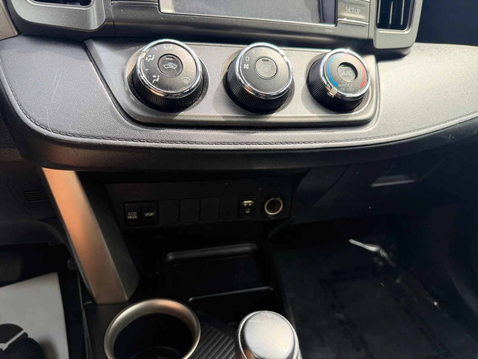 Toyota RAV4 photo 23