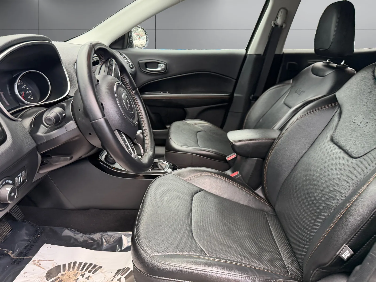 Jeep Compass photo 10