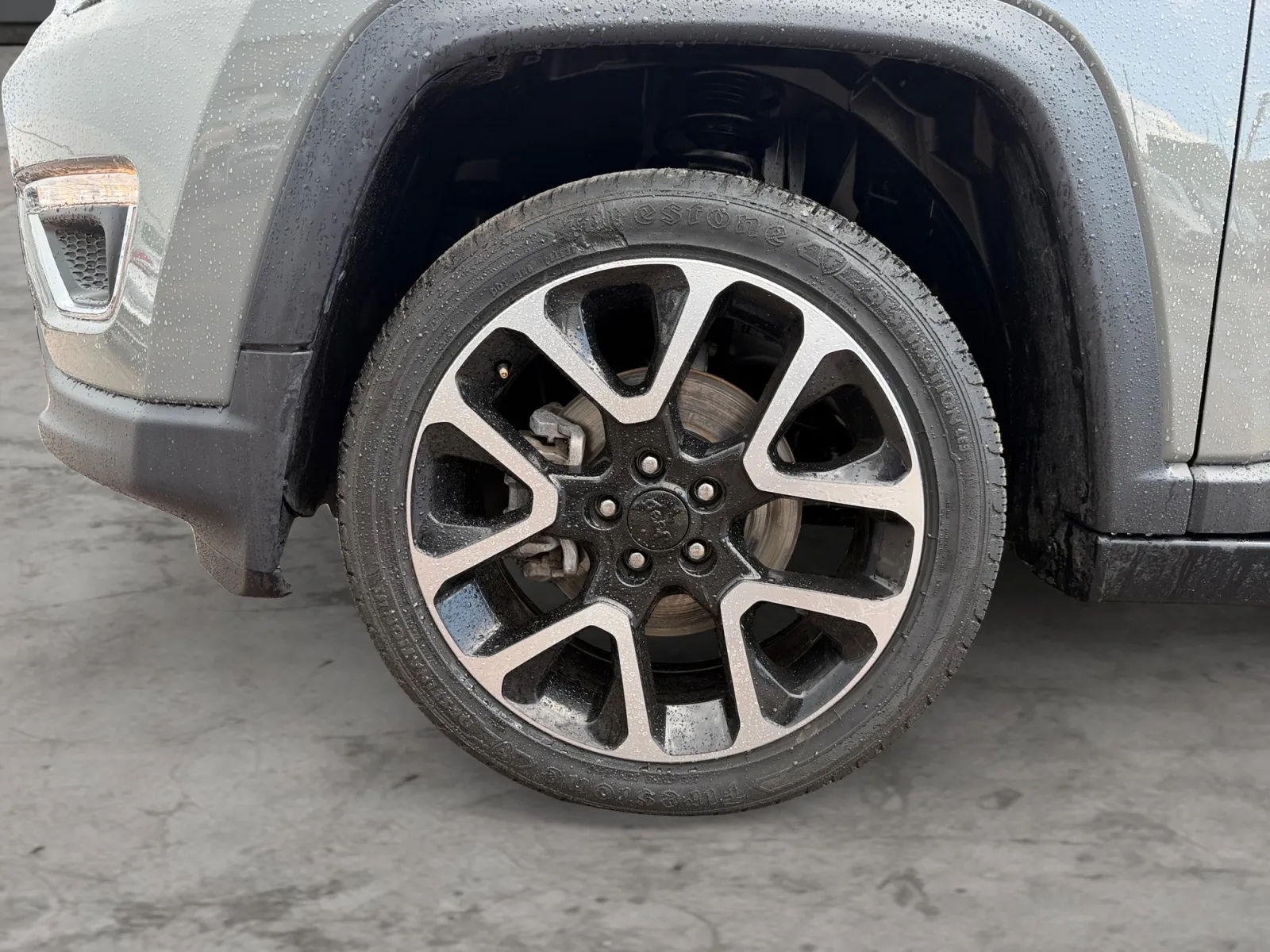 Jeep Compass photo 9