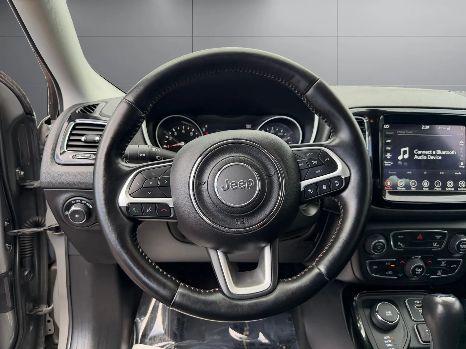 Jeep Compass photo 13