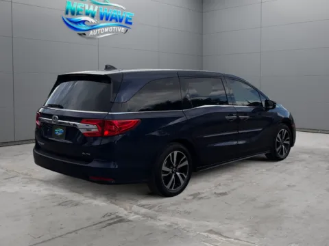 More photos of 2018 Honda Odyssey Elite at New Wave Automotive, CO