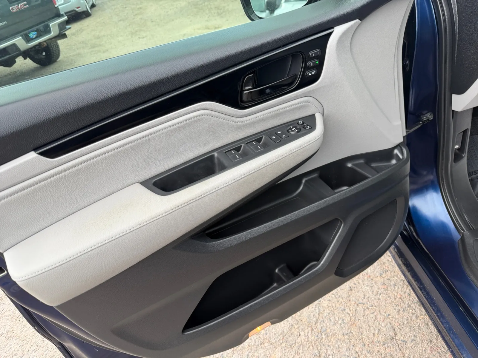 Honda Odyssey photo 11