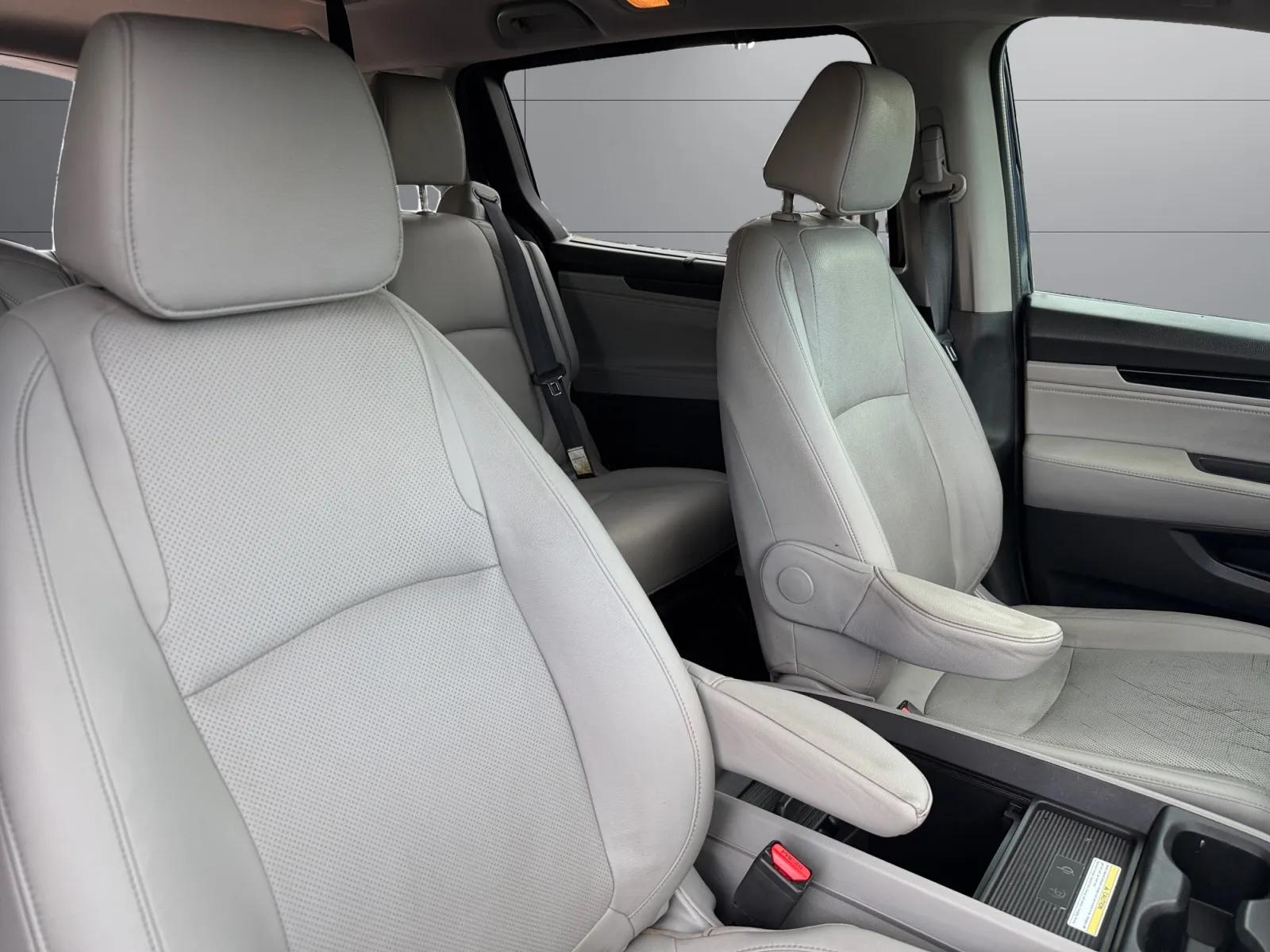 Honda Odyssey photo 18