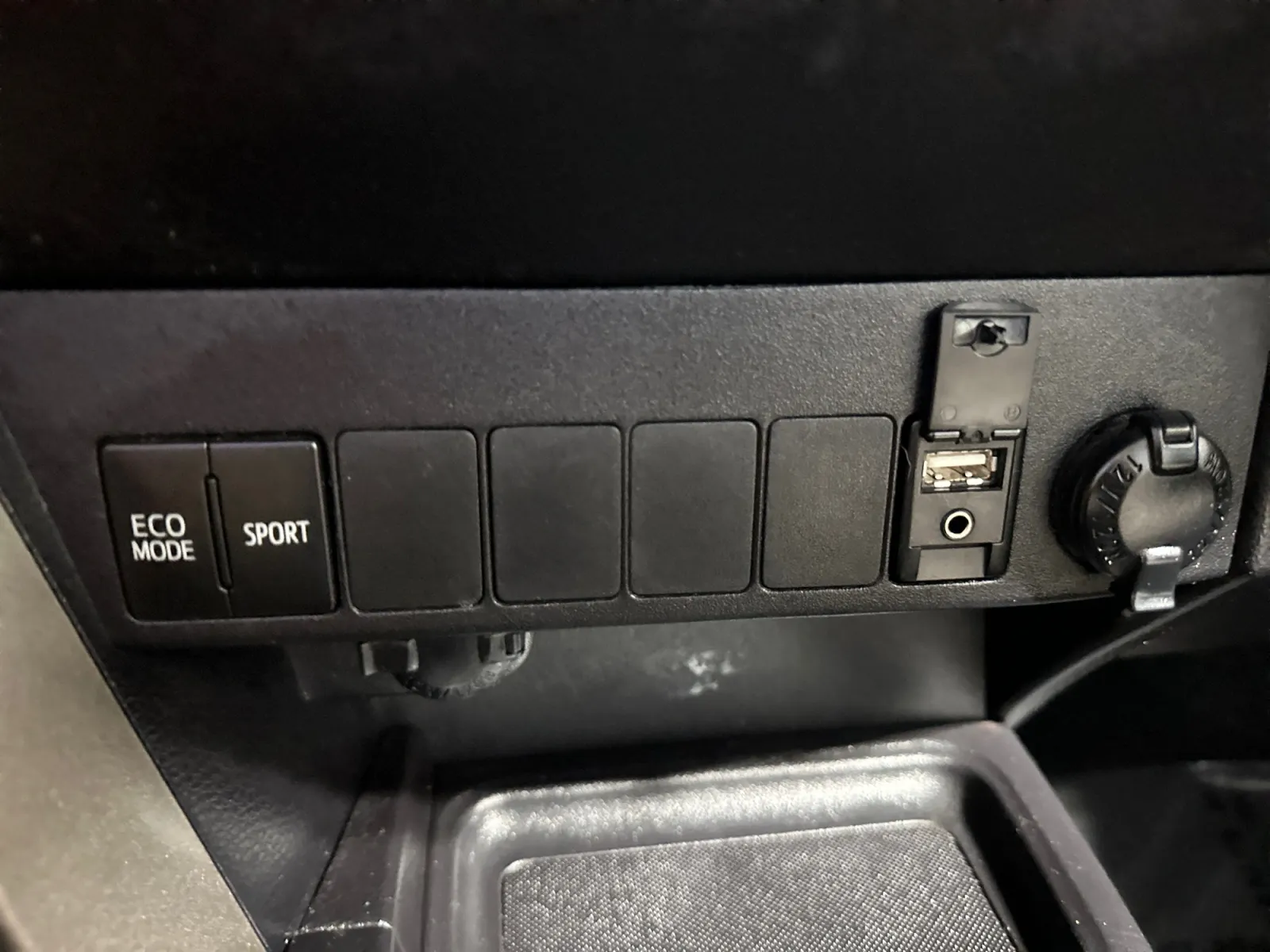 Toyota RAV4 photo 22