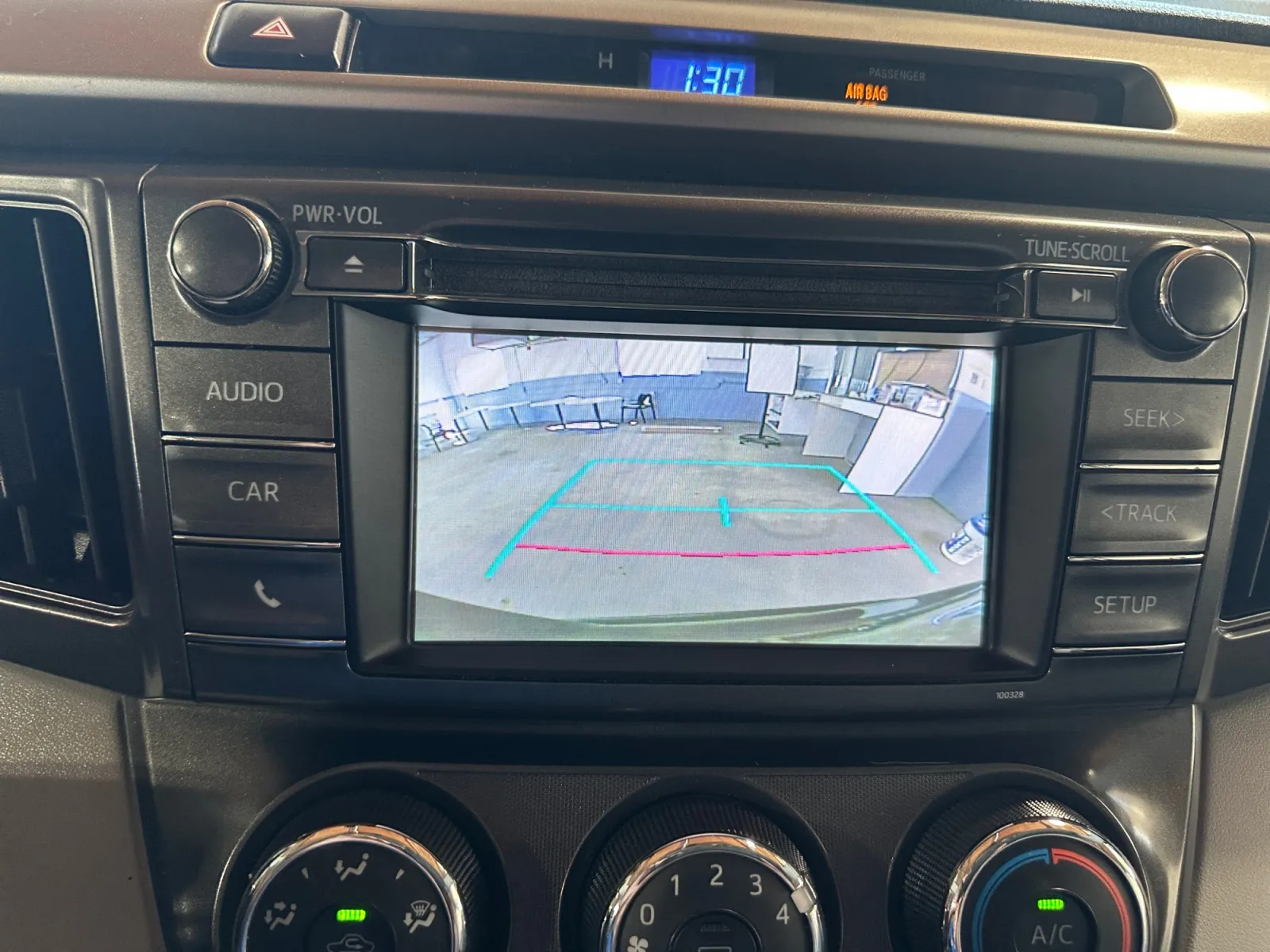 Toyota RAV4 photo 21