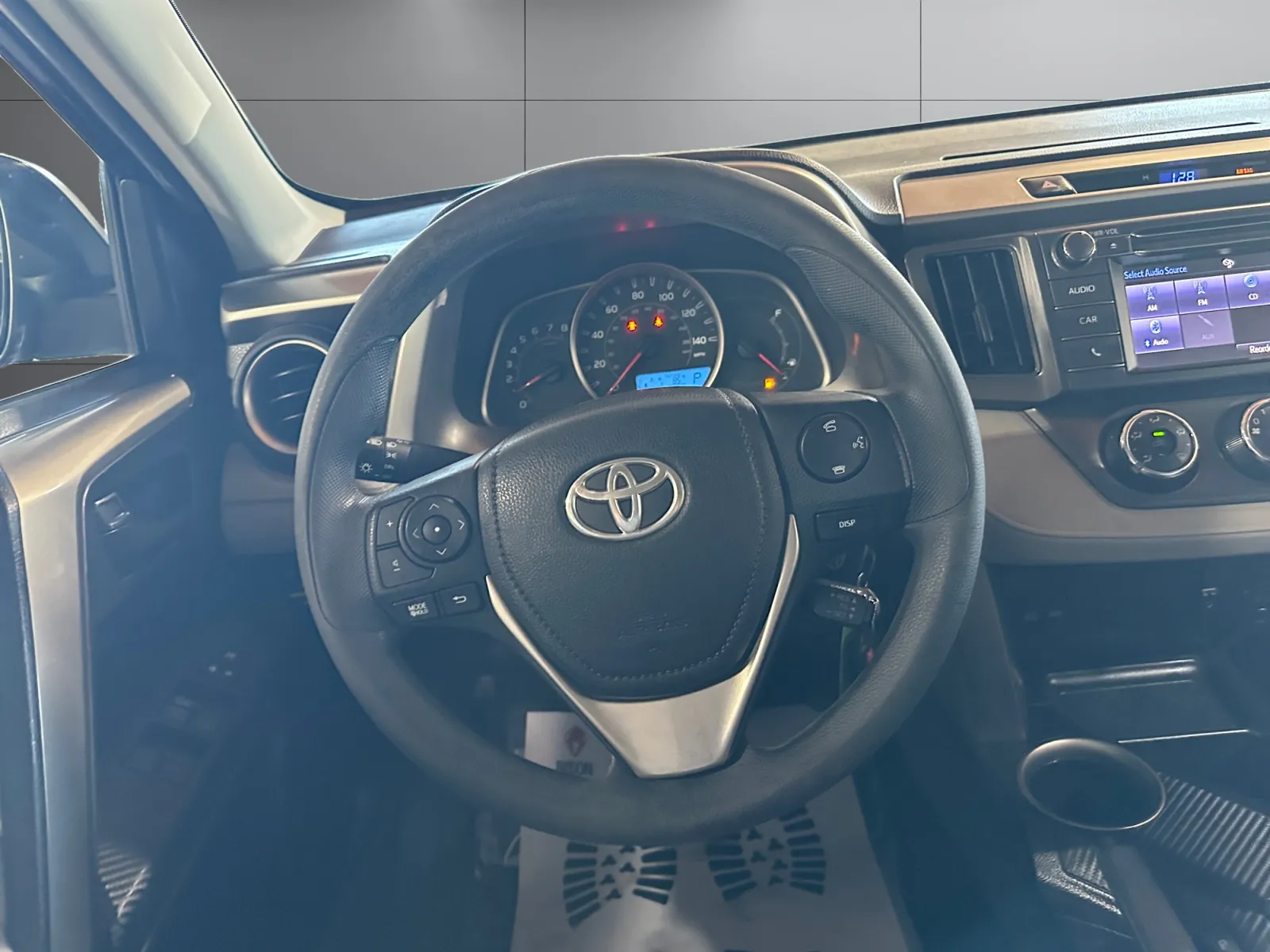 Toyota RAV4 photo 13