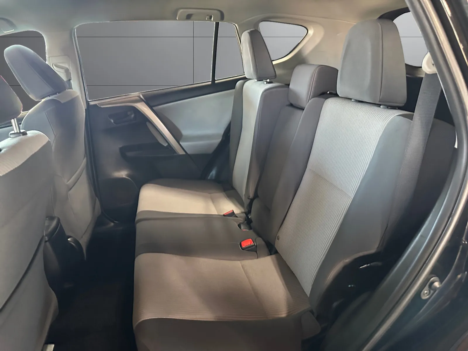 Toyota RAV4 photo 16