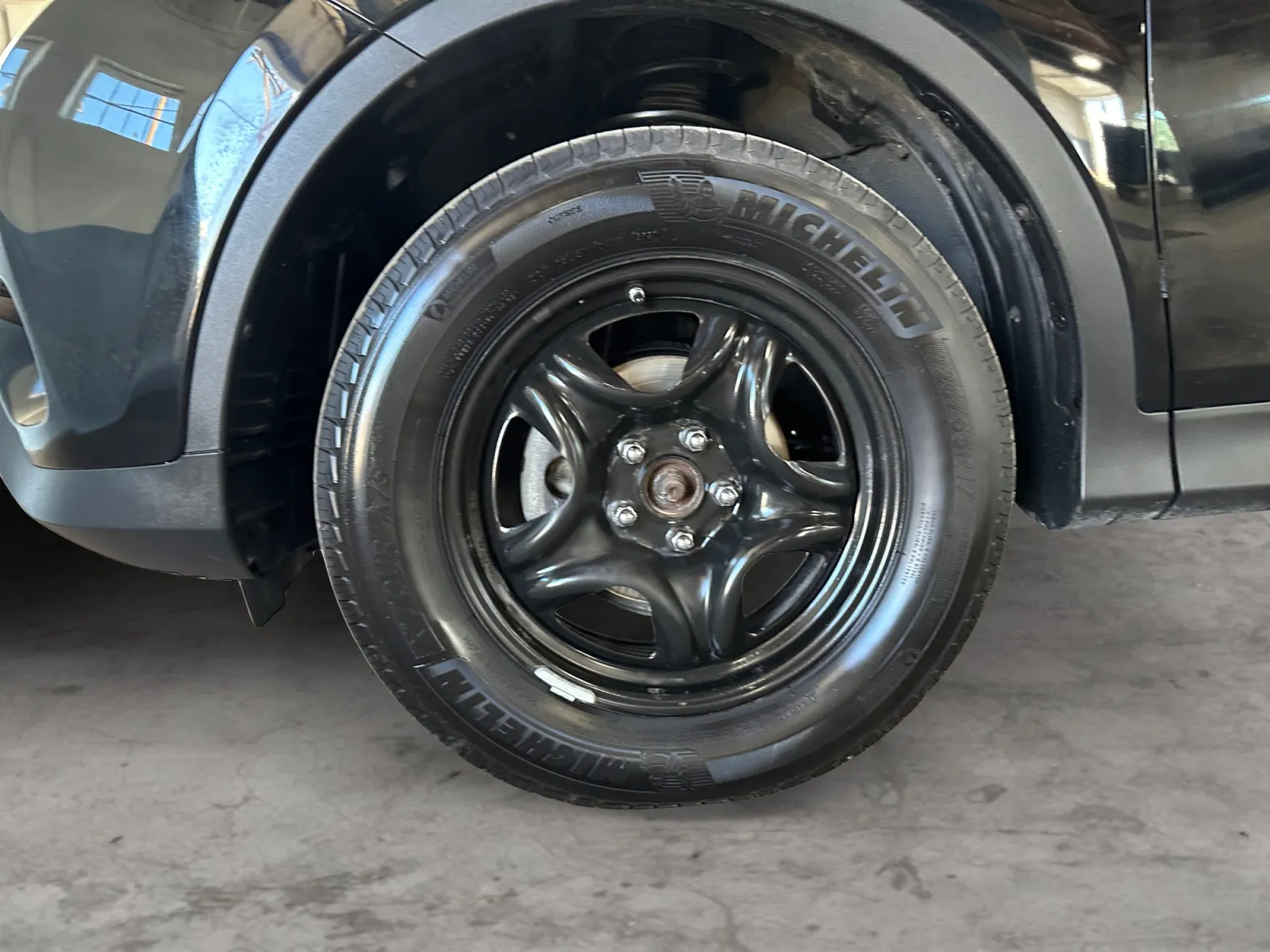 Toyota RAV4 photo 9
